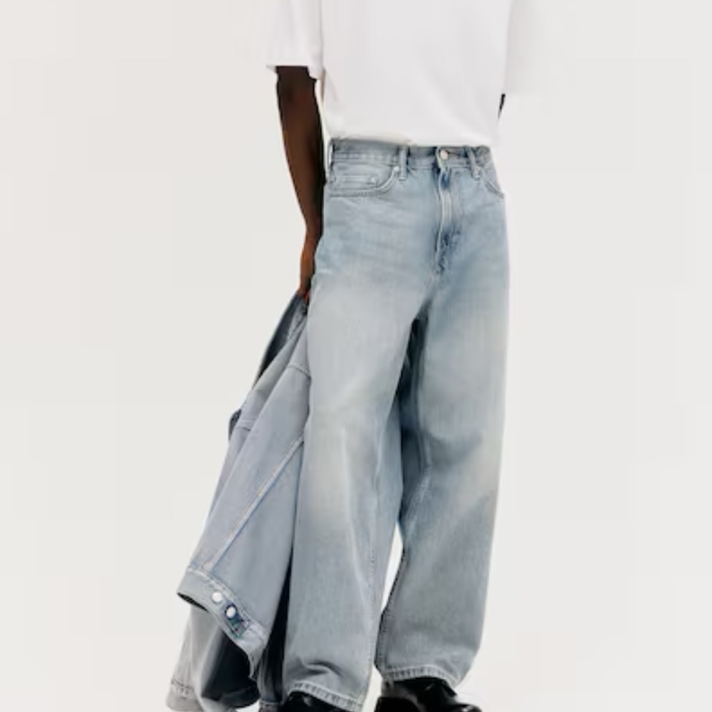 H&M Men’s Baggy Fairfax Jeans